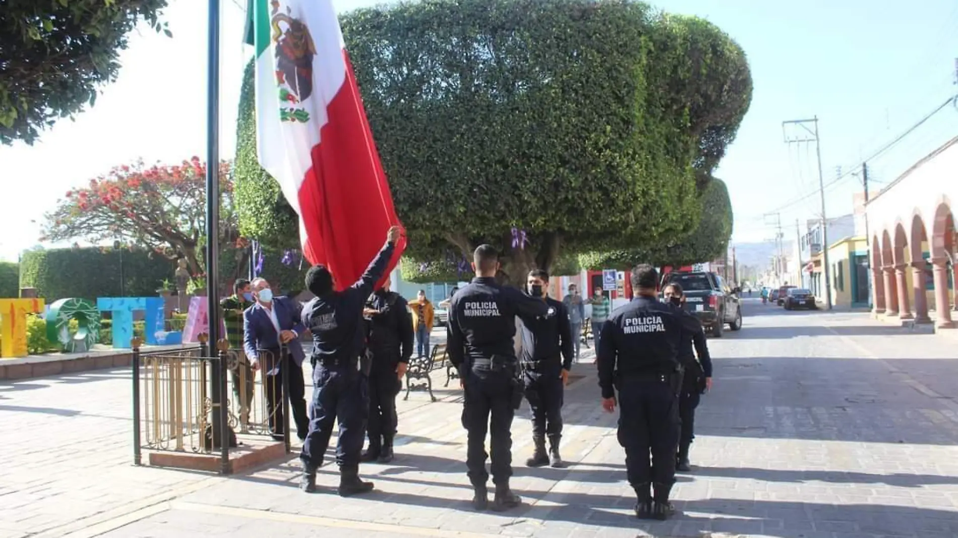 Elementos de la policía de Tototlán